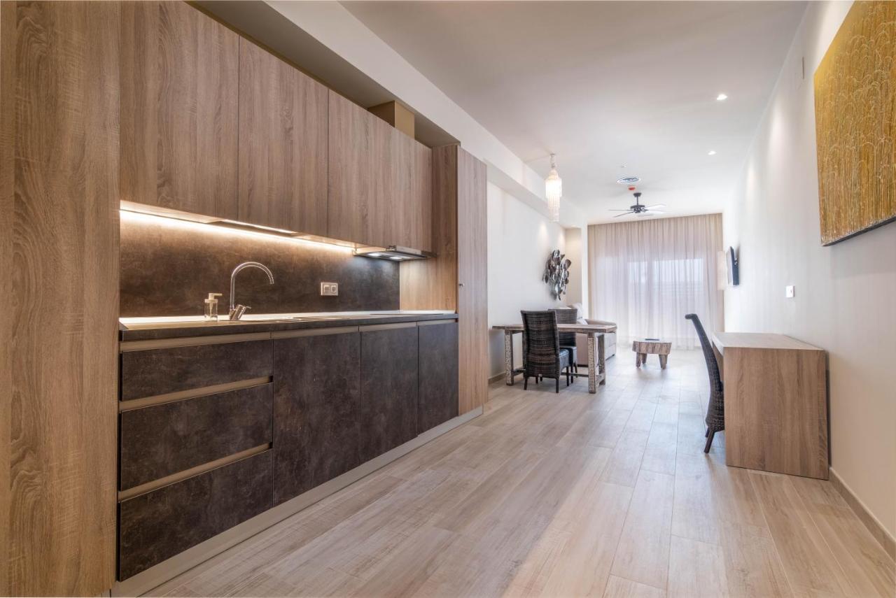 Tarifa Suites By Qhotels Dış mekan fotoğraf